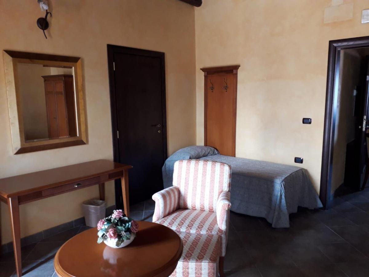 Palazzo Marzano Hotel บรีอาติโก ภายนอก รูปภาพ