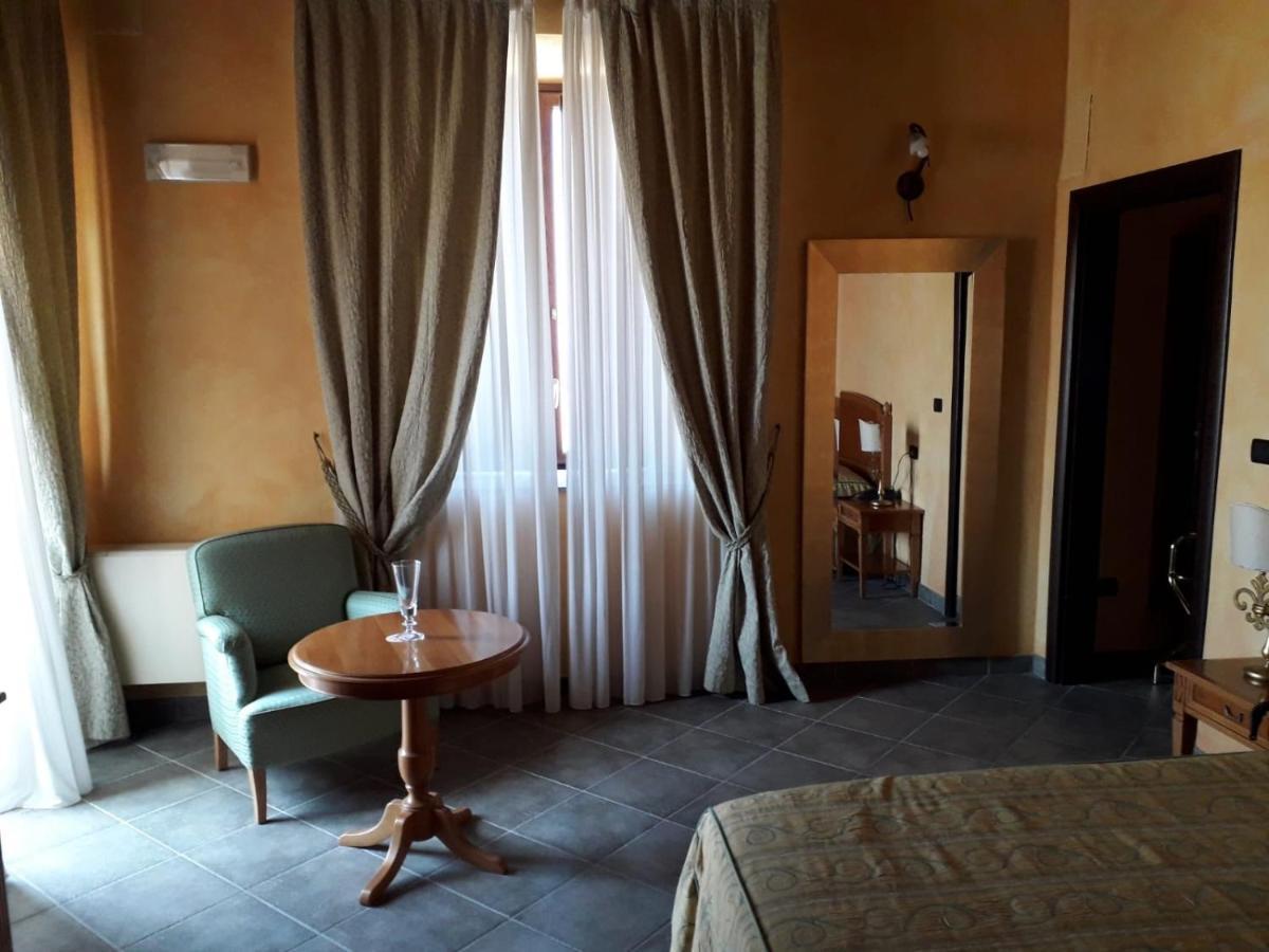 Palazzo Marzano Hotel บรีอาติโก ภายนอก รูปภาพ