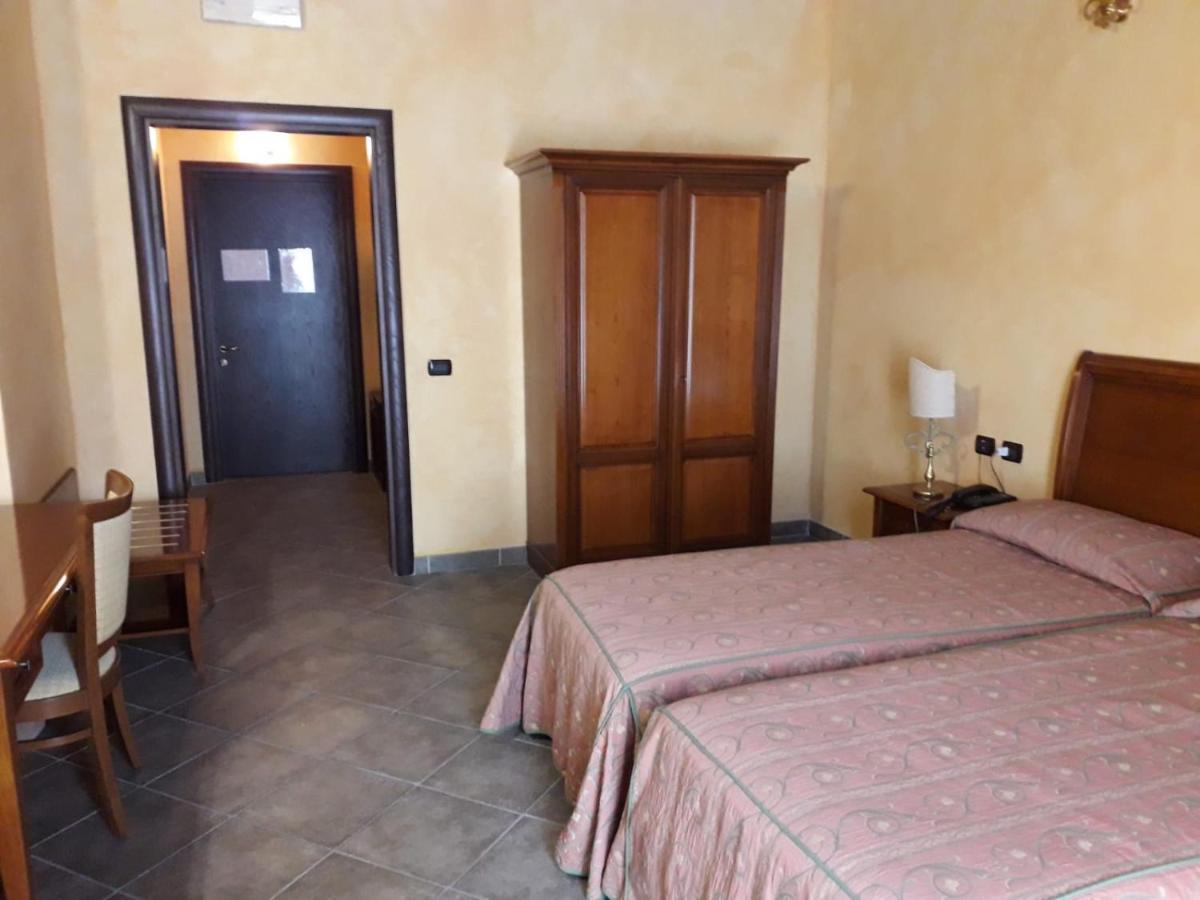 Palazzo Marzano Hotel บรีอาติโก ภายนอก รูปภาพ