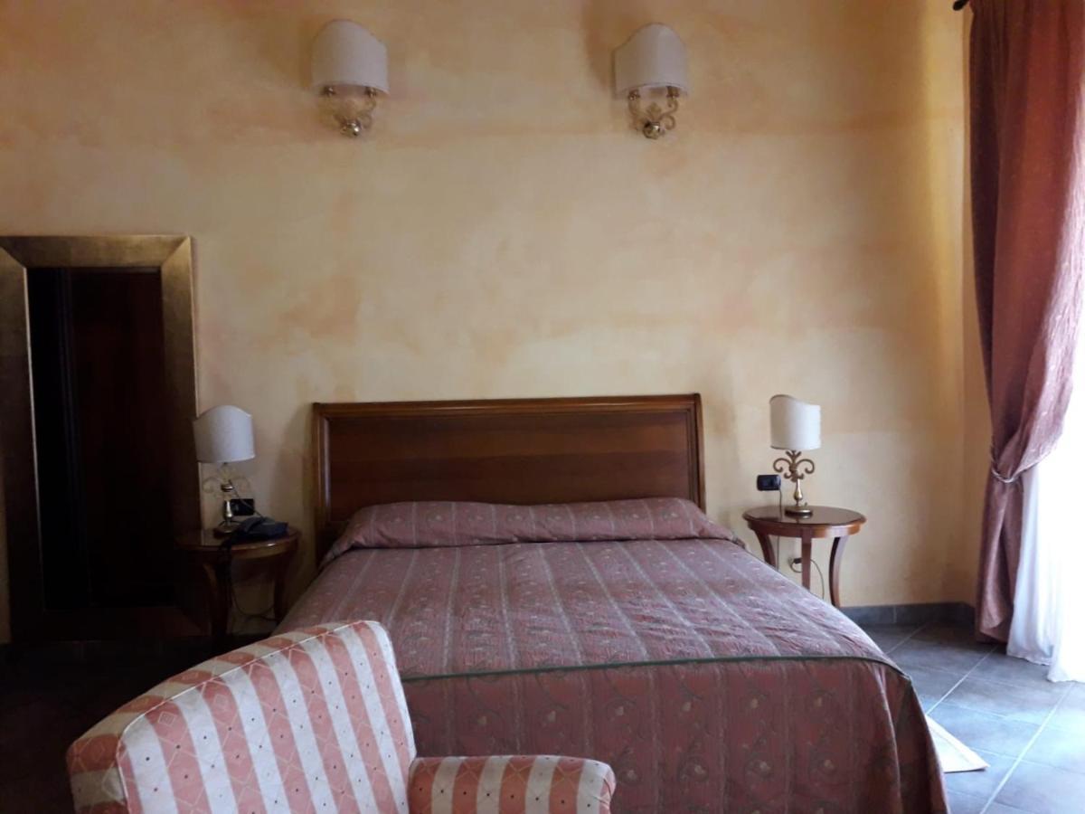 Palazzo Marzano Hotel บรีอาติโก ภายนอก รูปภาพ
