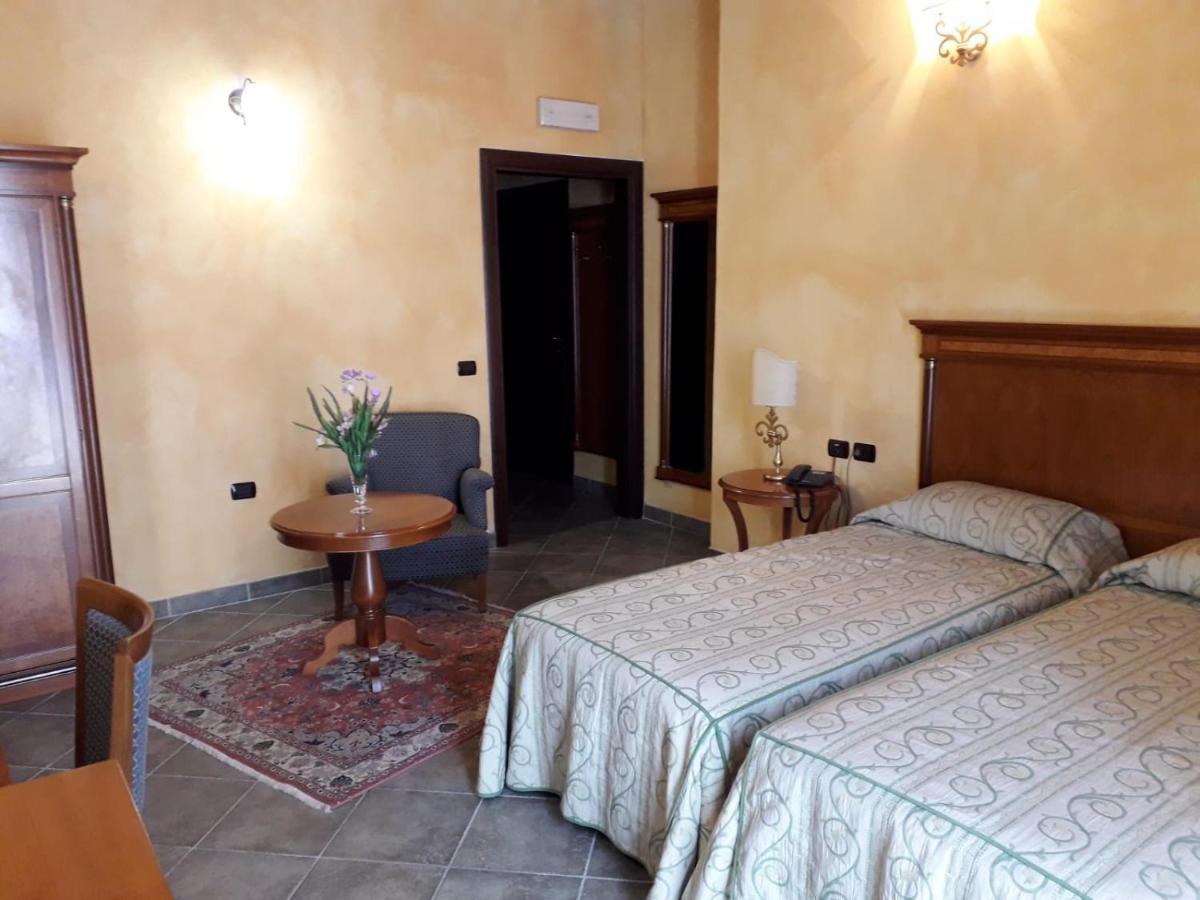 Palazzo Marzano Hotel บรีอาติโก ภายนอก รูปภาพ