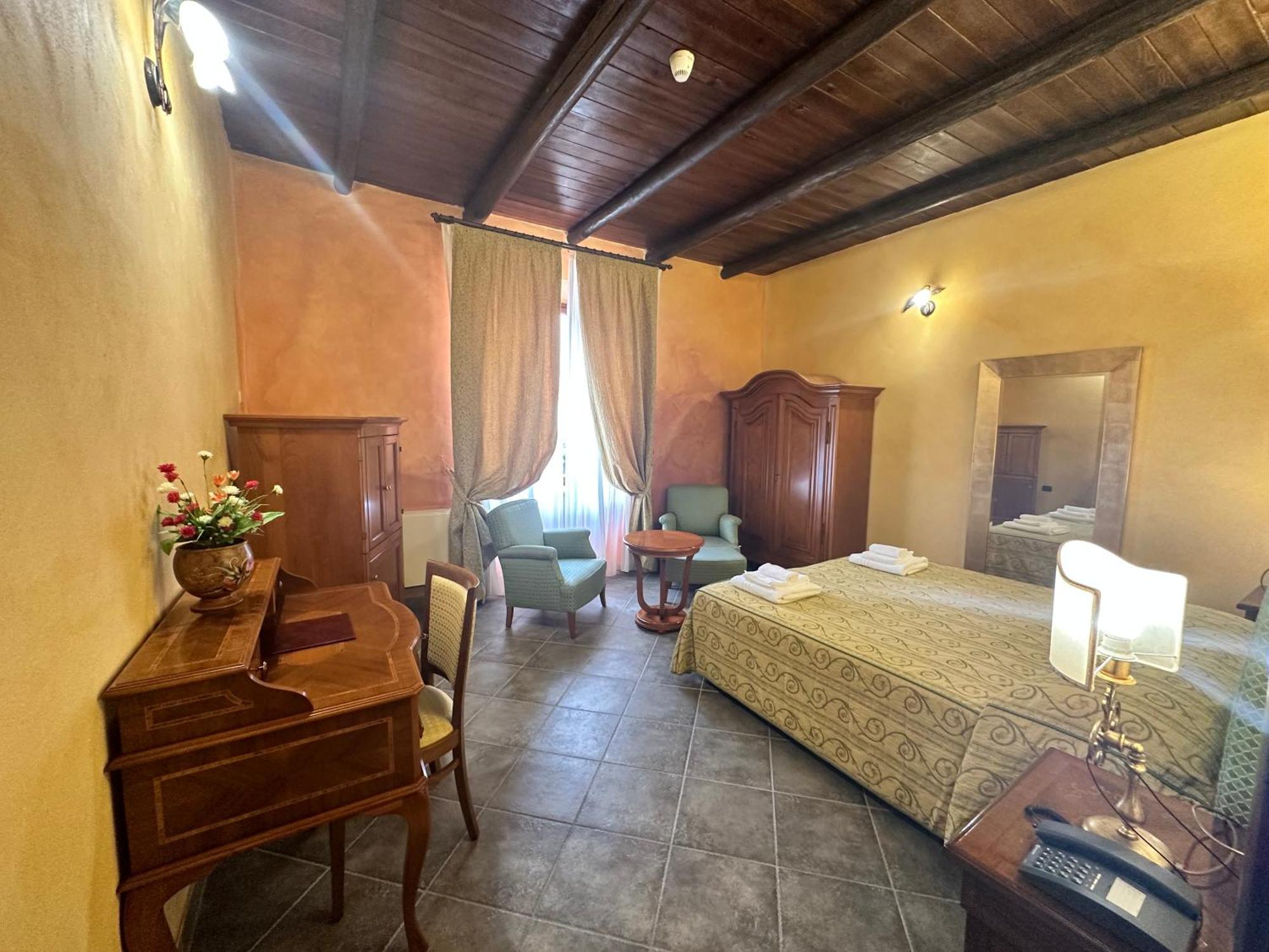 Palazzo Marzano Hotel บรีอาติโก ภายนอก รูปภาพ