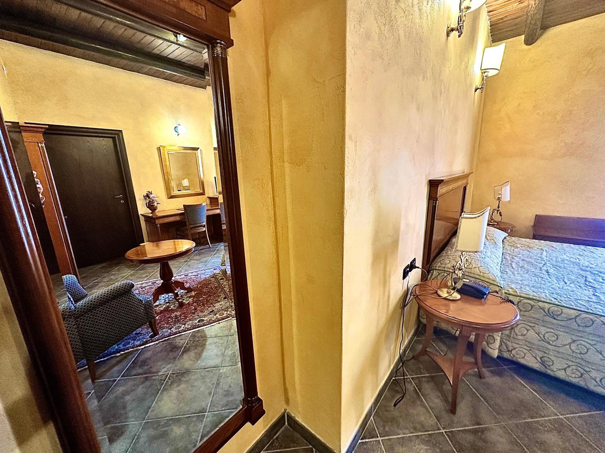 Palazzo Marzano Hotel บรีอาติโก ภายนอก รูปภาพ