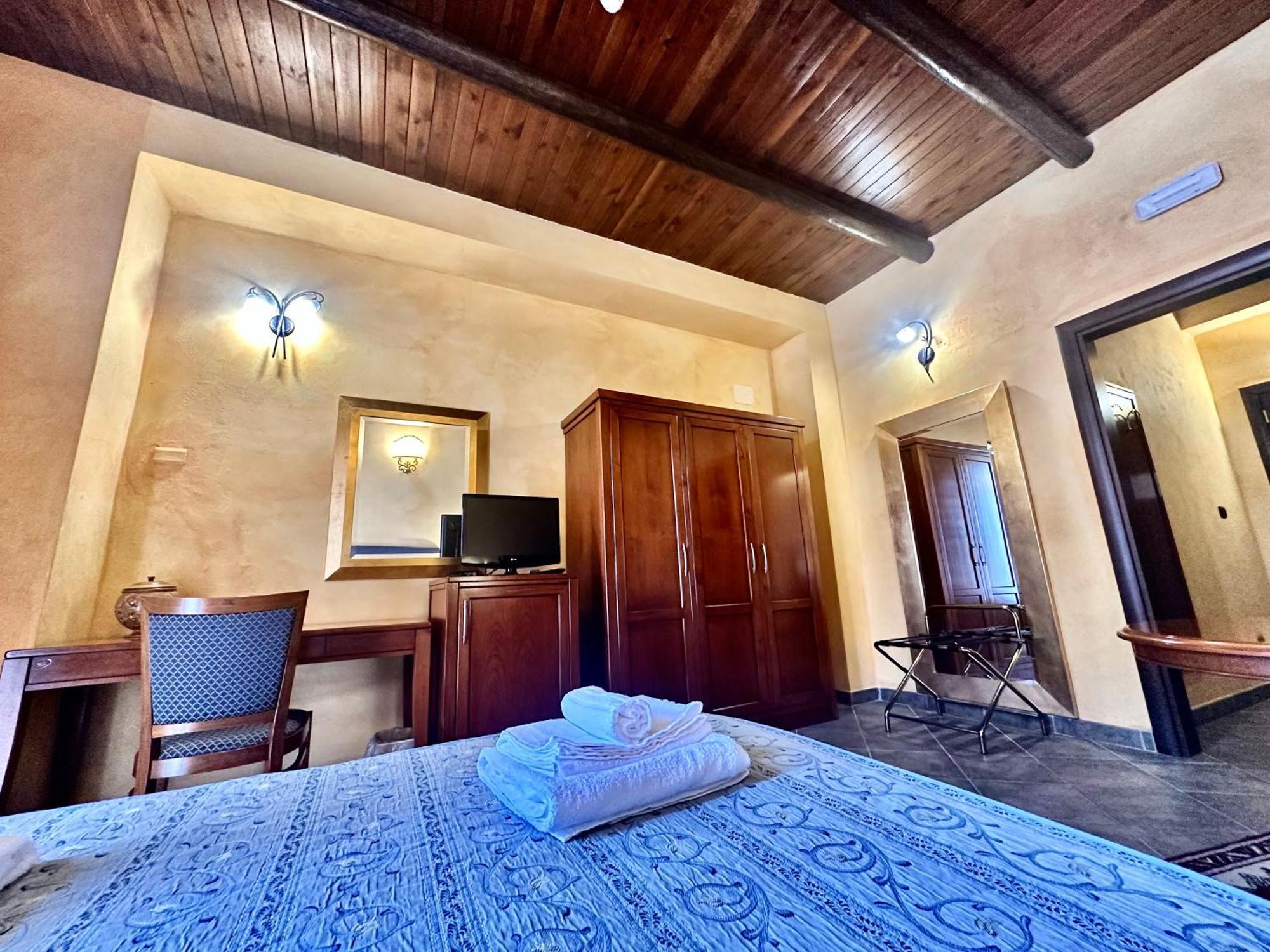 Palazzo Marzano Hotel บรีอาติโก ภายนอก รูปภาพ